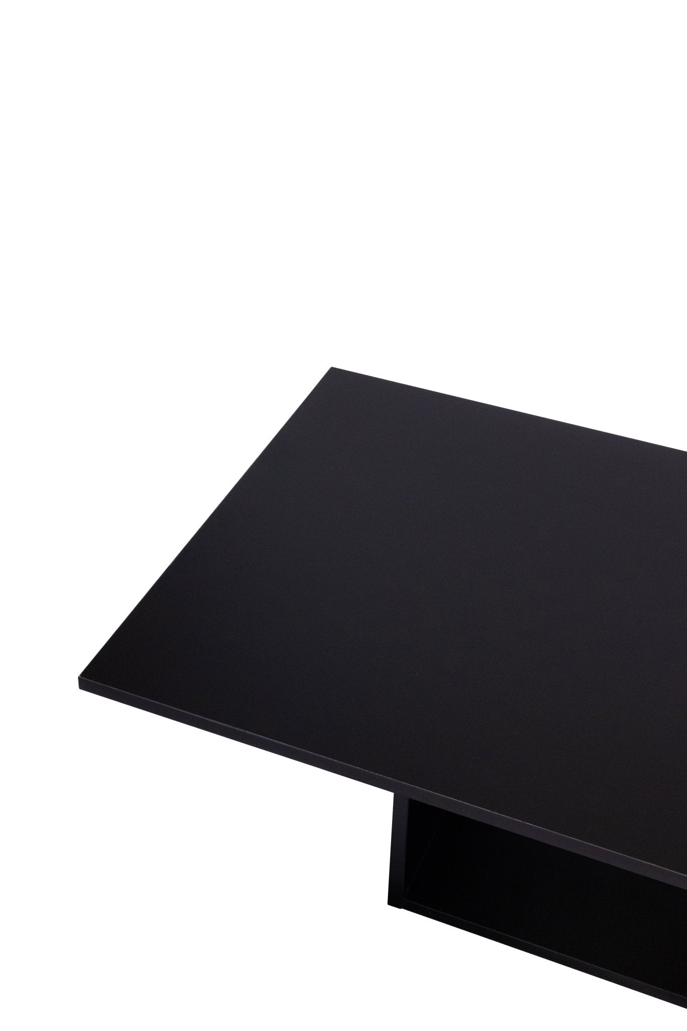 Mystery Table – Close-Up Detail View – Premium Craftsmanship and Finish 